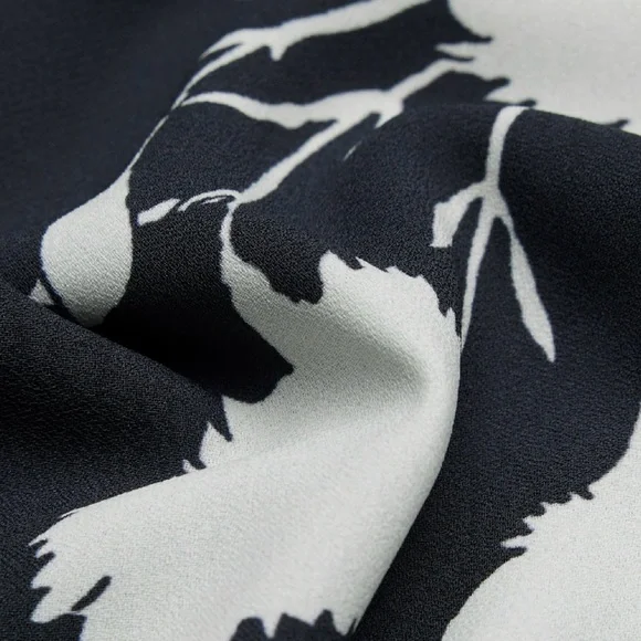 Wilfred Dark Night Navy and White Floral Long Sleeve Lola Dress - Picture 5 of 6